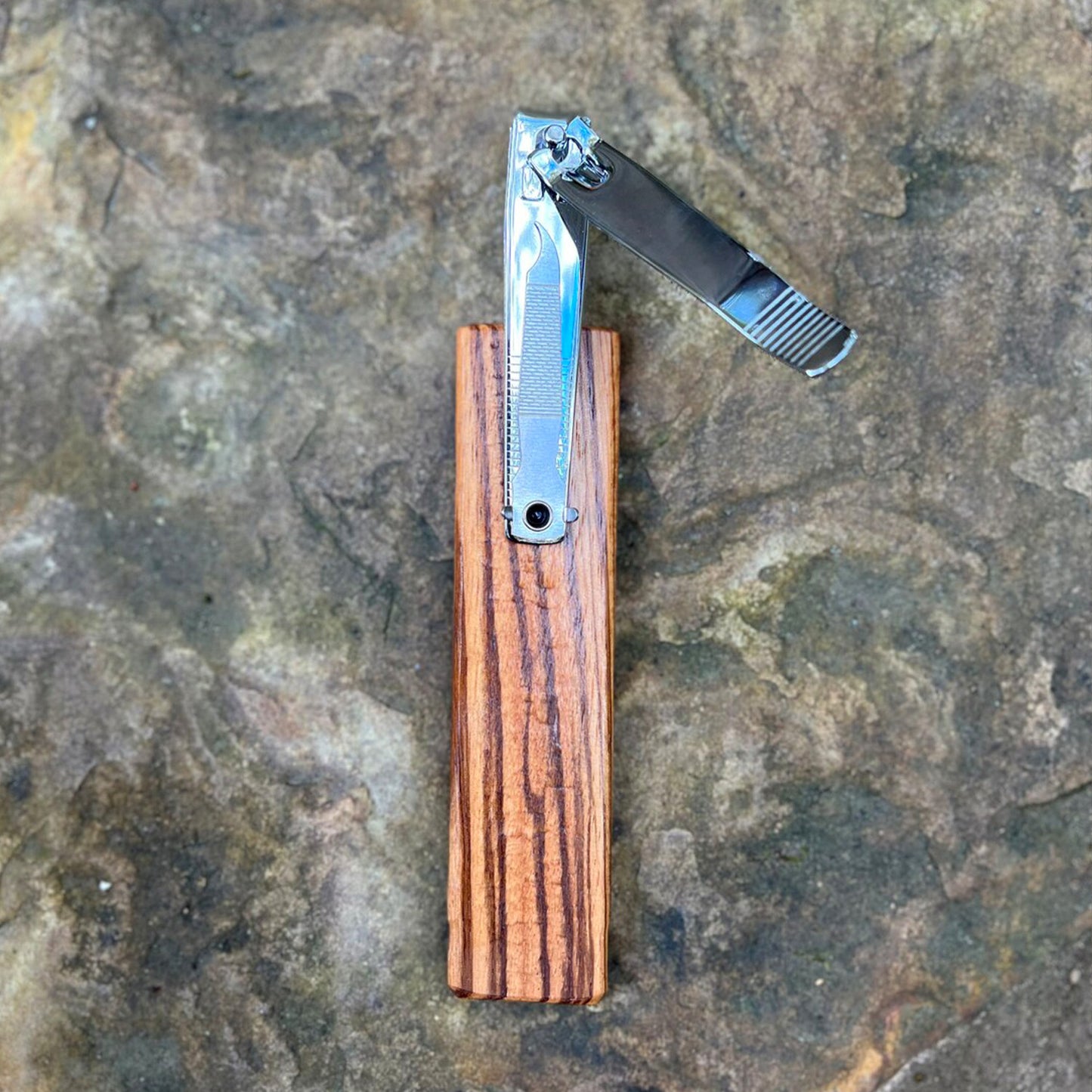 Charleston Nail Clippers - Zebra Wood