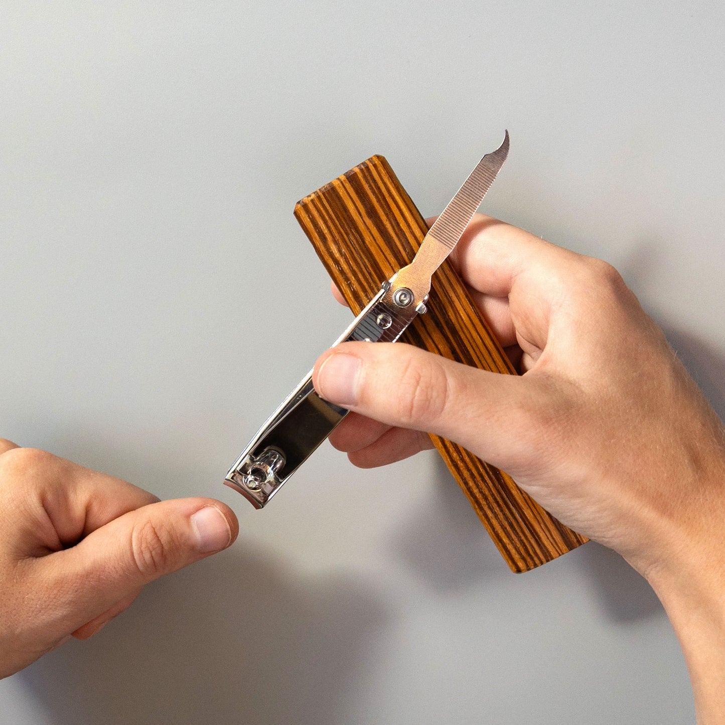 Charleston Nail Clippers - Zebra Wood